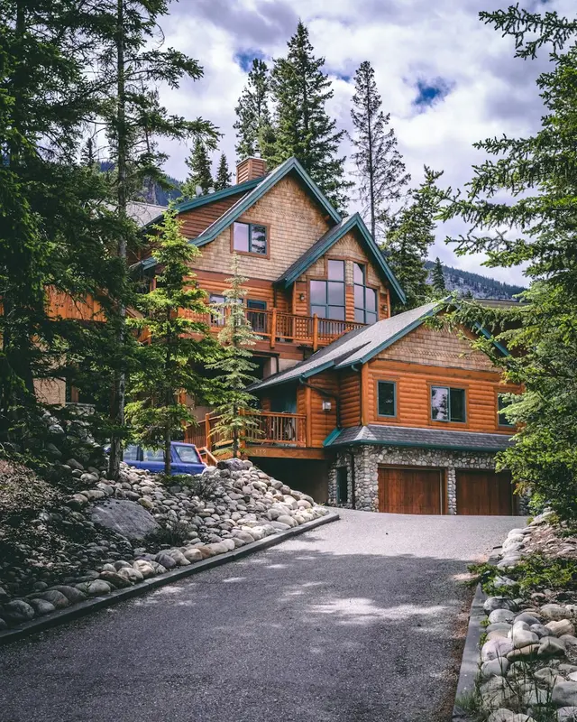 Whitley.Homes Premium Domain